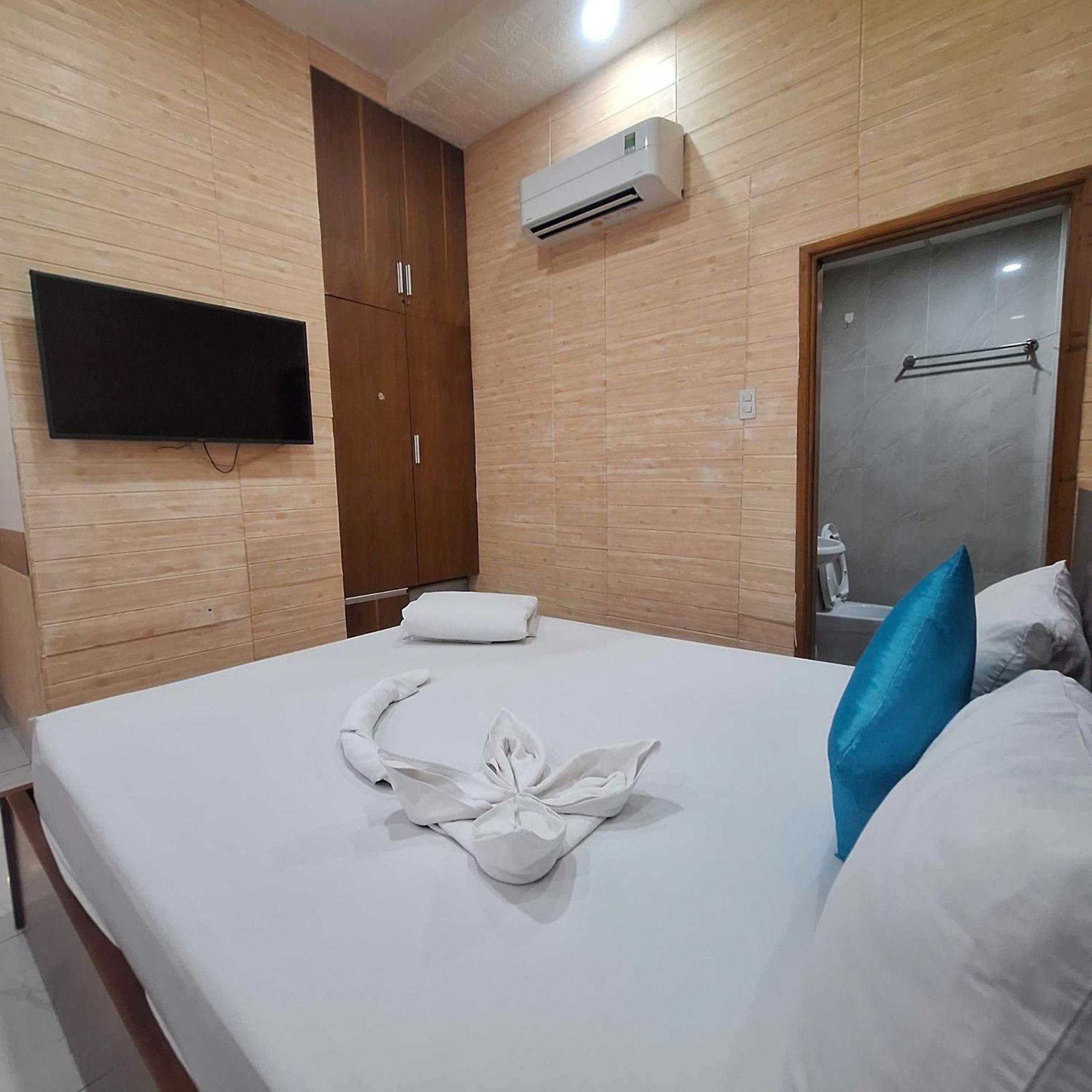 Damry Hotel Ho Chi Minh City Exterior photo